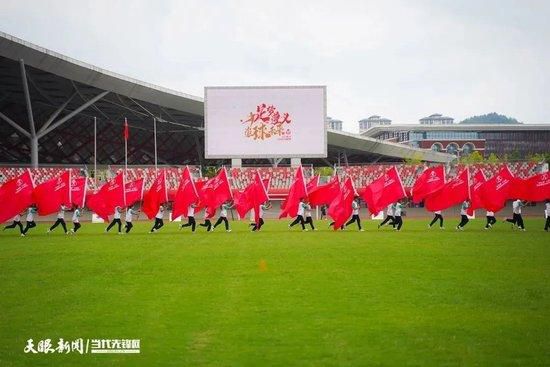 而续集的导演则从蒂姆;米勒换到了大卫;雷奇，导演的变更似乎也在预示着第二部将有不同之处